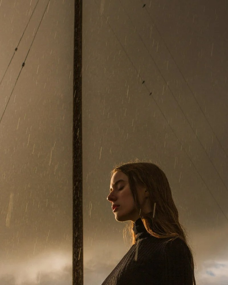 alone sad girl dp for facebook 28