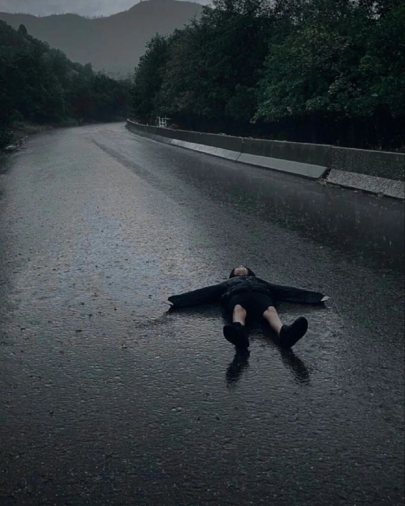 alone sad girl dp for facebook 34