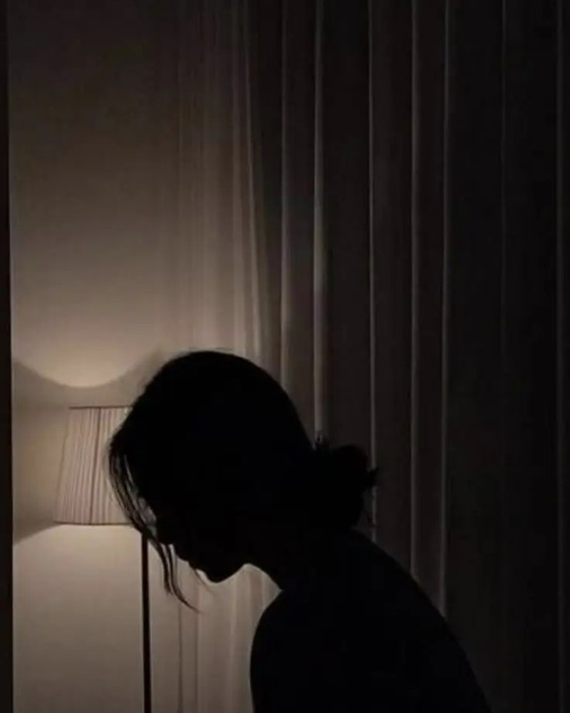 alone sad girl dp for facebook 7