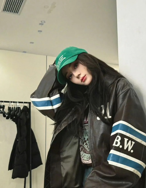 attitude cap girl dp 18