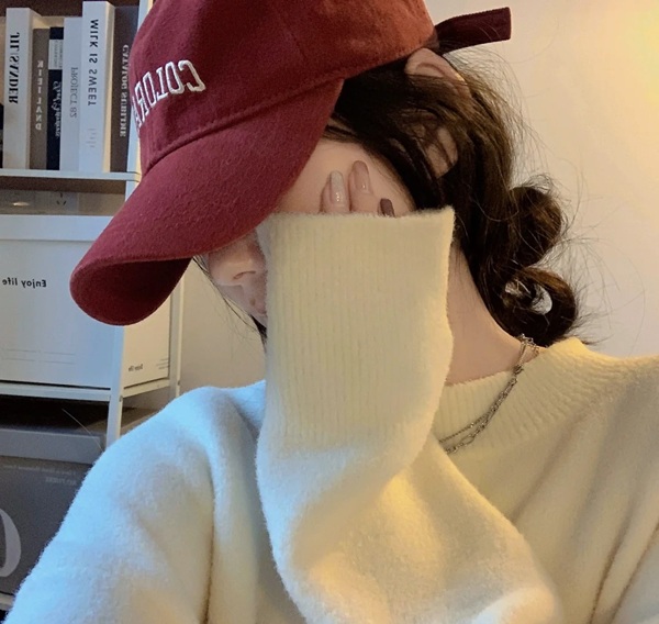 attitude cap girl dp 20
