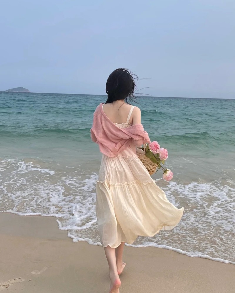 back pic of girl for dp 23