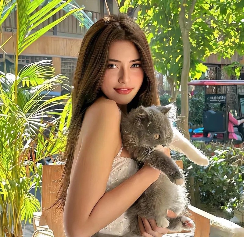 beautiful girl dp for instagram 12