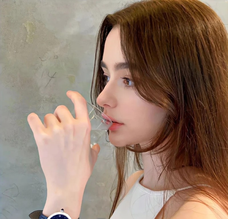 beautiful girl dp for instagram 24