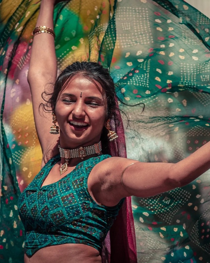 bindas girl dp