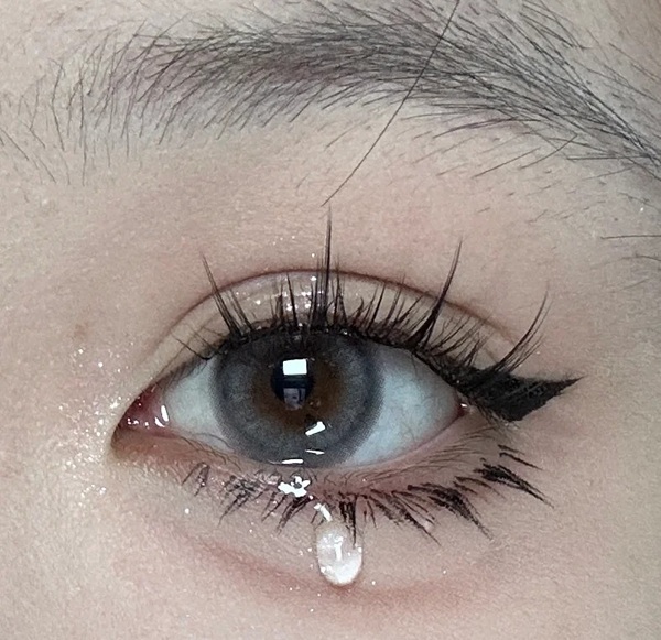 crying eyes dp 12