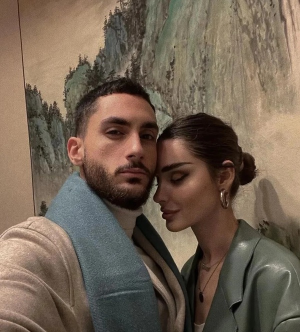 cute couple pic dp 12