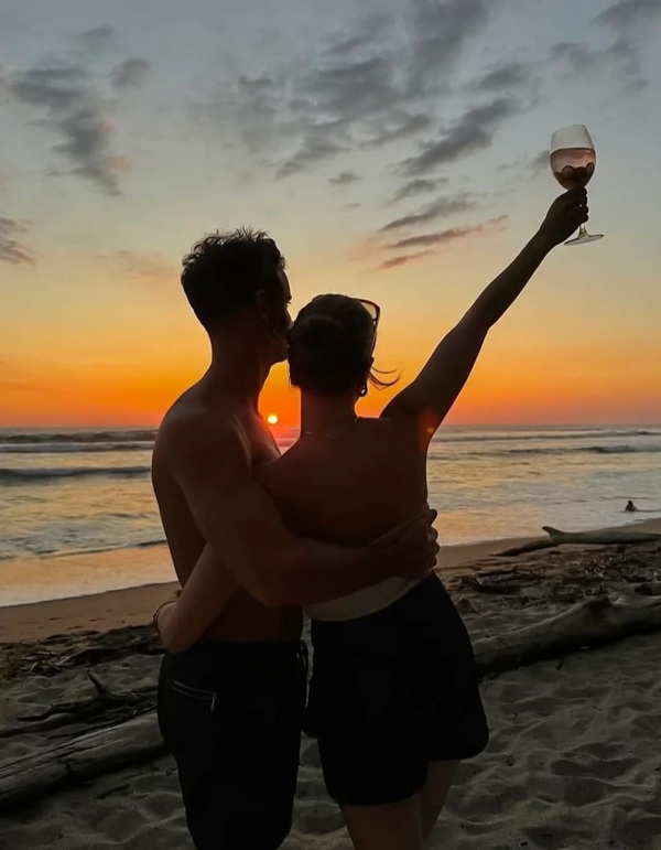 cute couple pic dp 26