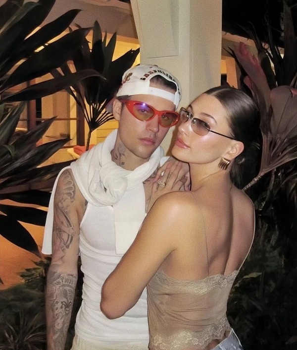 cute couple pic dp 8