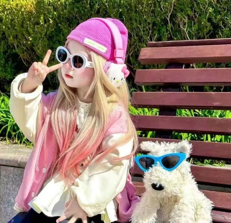 cute girls dp for fb 9