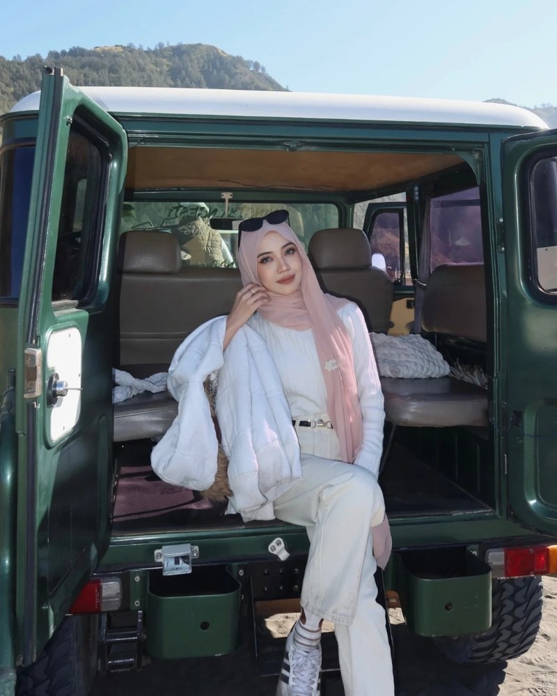 cute hijab dp instagram 15