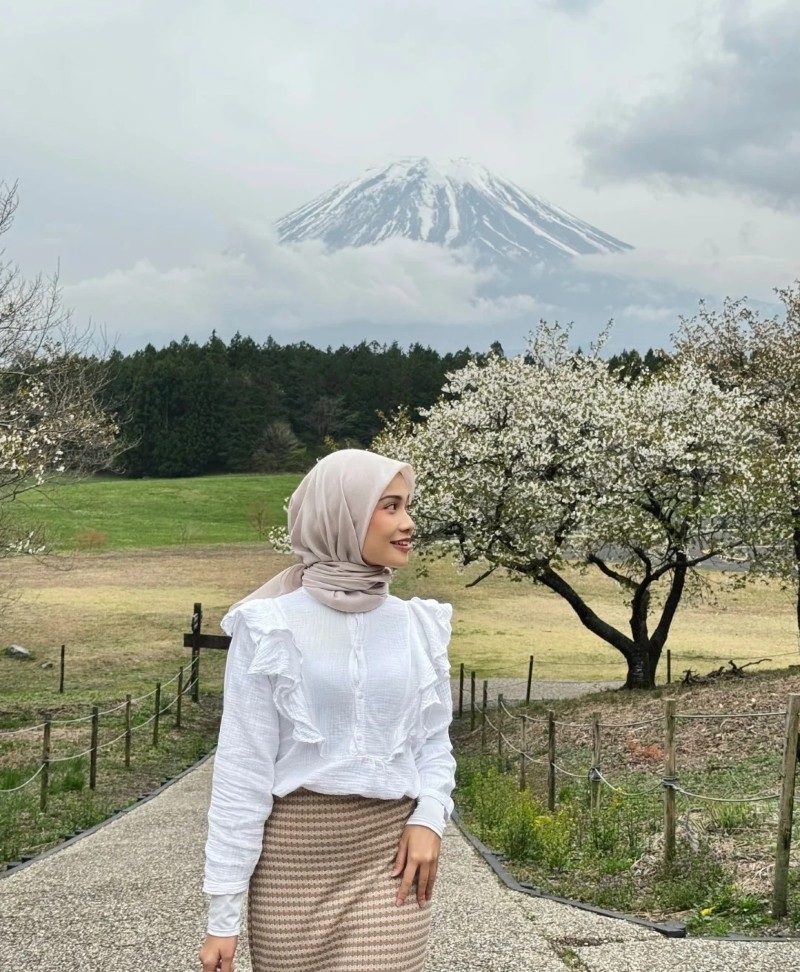 cute hijab dp instagram 22