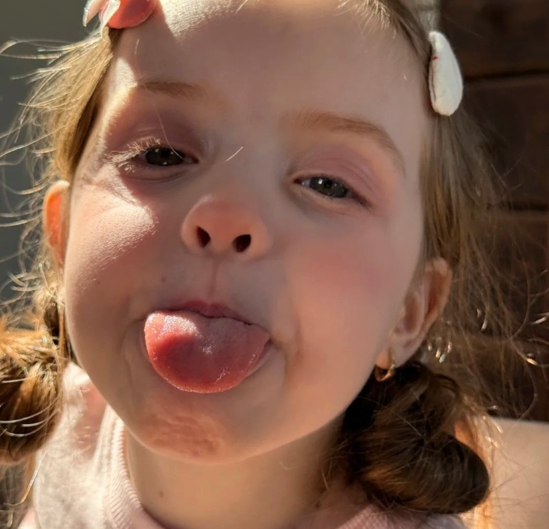 cuteness cute baby girl images for whatsapp dp 11