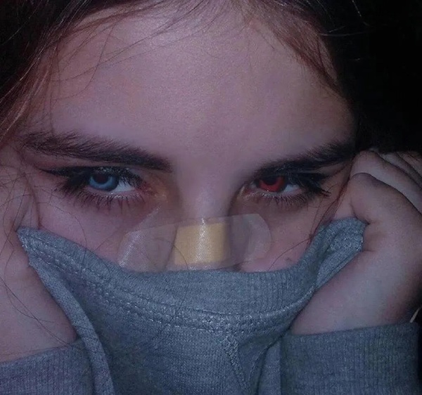 dp for girls in very sad mood