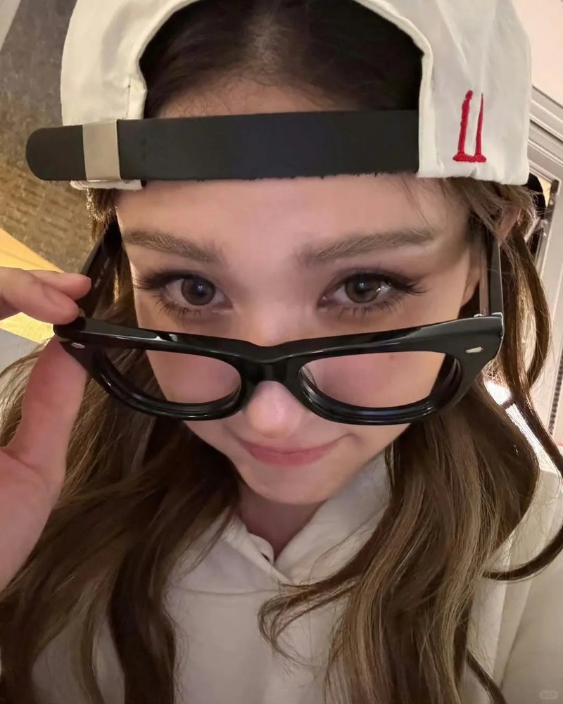happy dp for girl 11