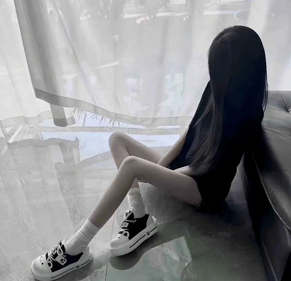 hidden face dp for girls 4