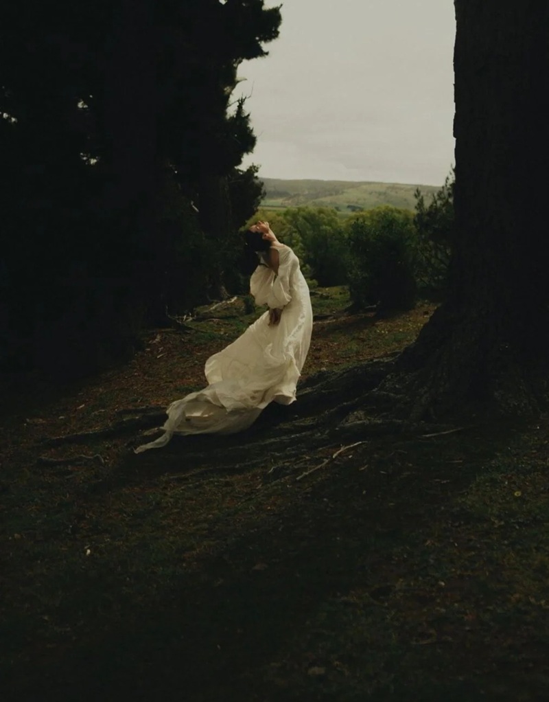 lonely girl dp 6