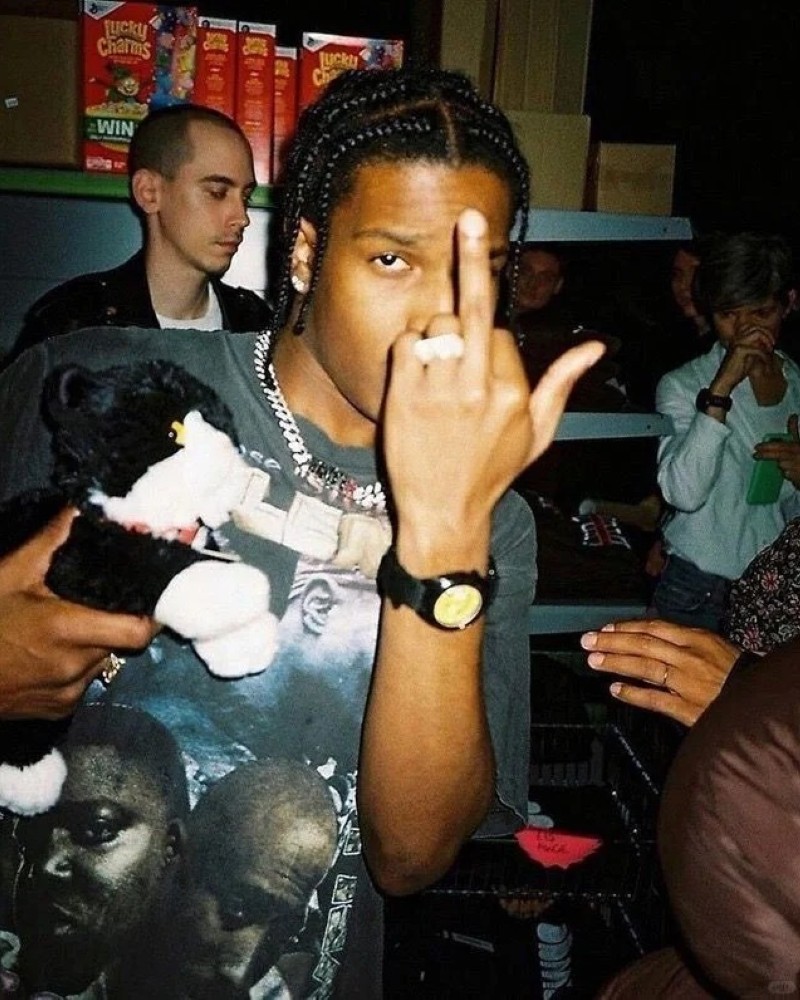 middle finger dp 10