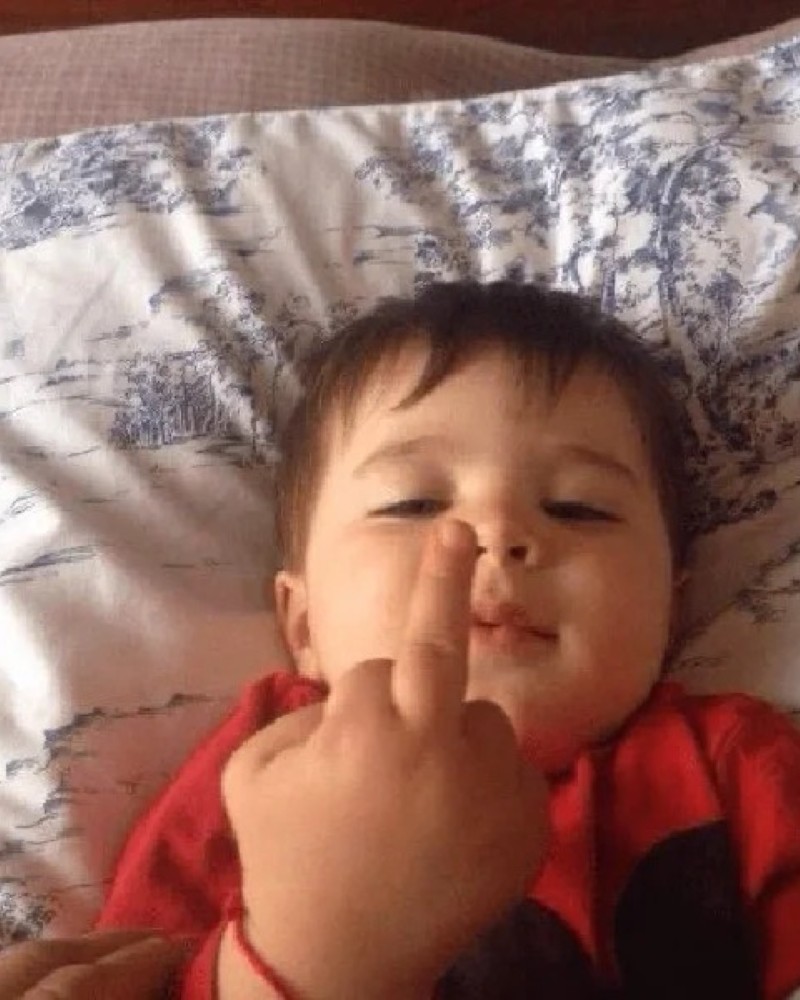 middle finger dp 23