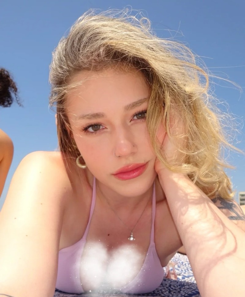 sexy girl dp 22