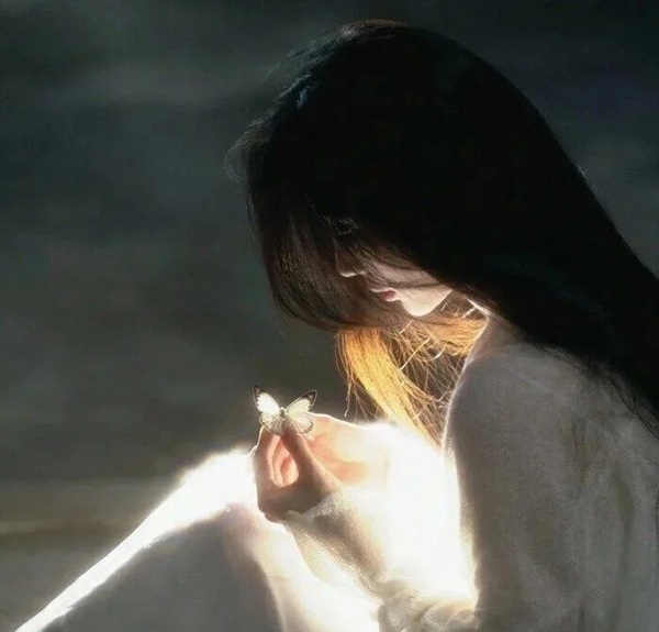 very sad dp girl 1
