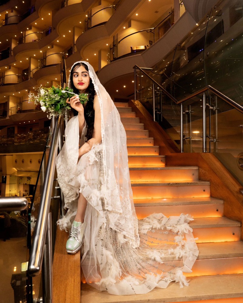 adah sharma sexy pics 20