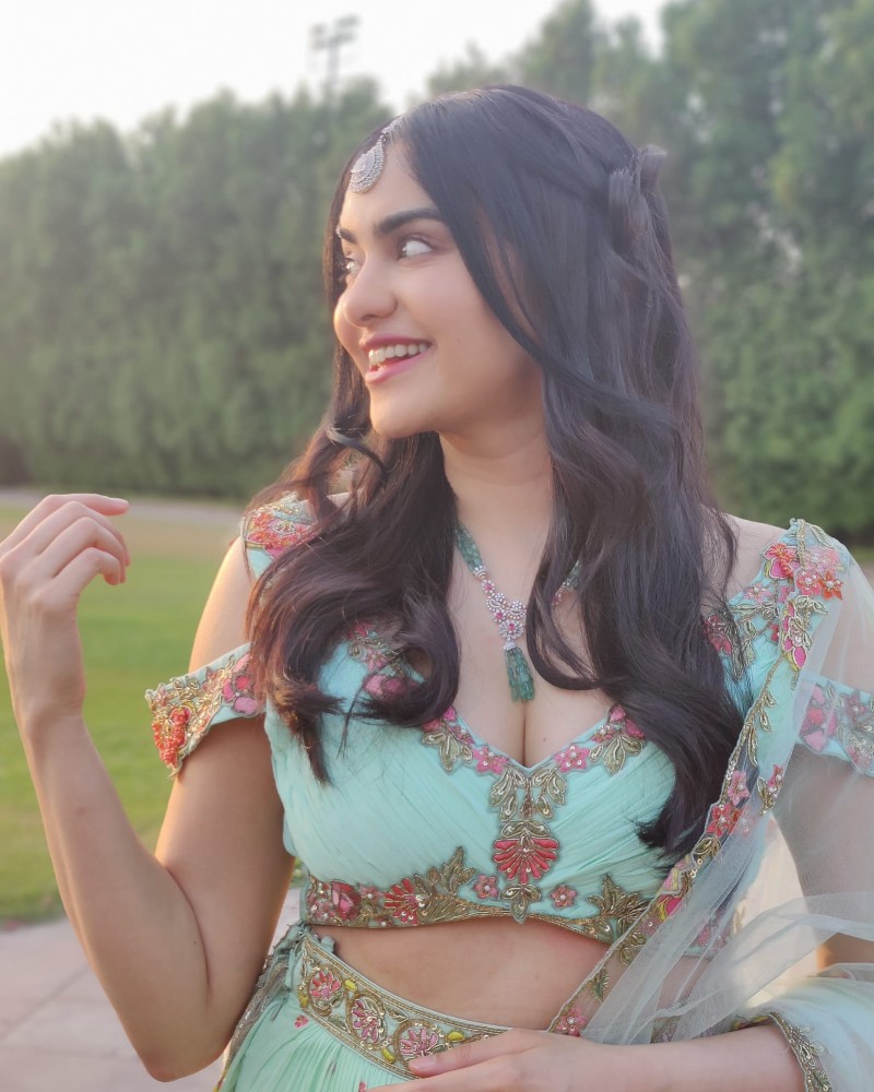 adah sharma sexy 23pics 