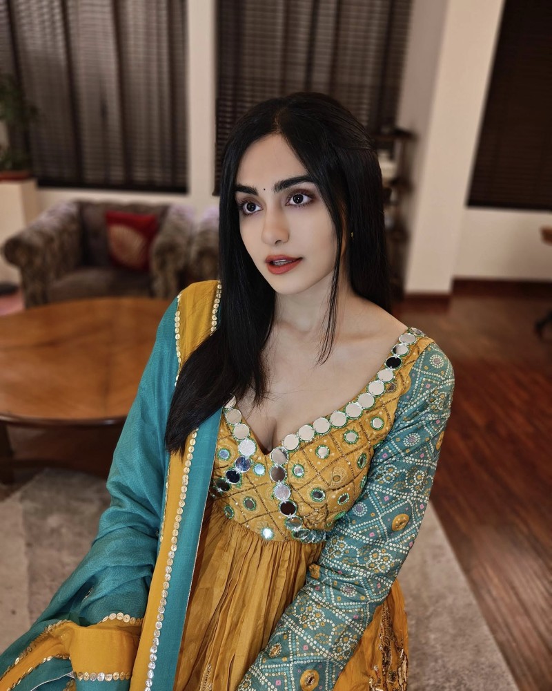 adah sharma sexy pics 26