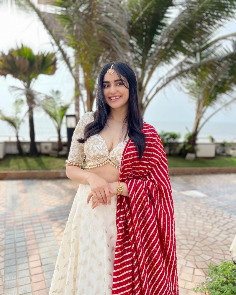 adah sharma sexy pics 28