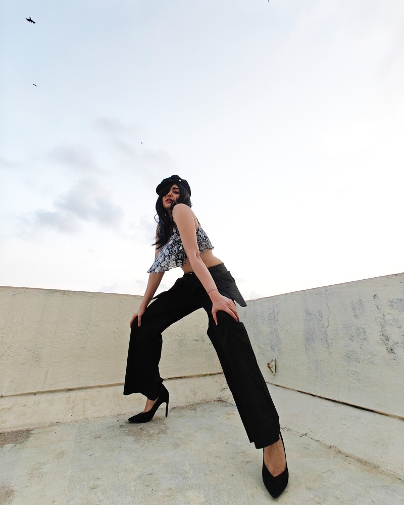 adah sharma sex41y pics 