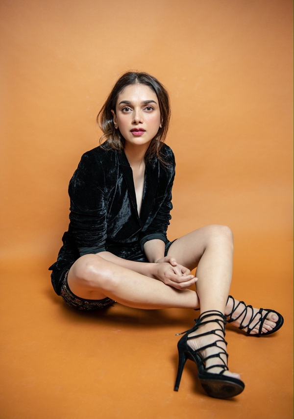 aditi rao hydari sexy pics 29