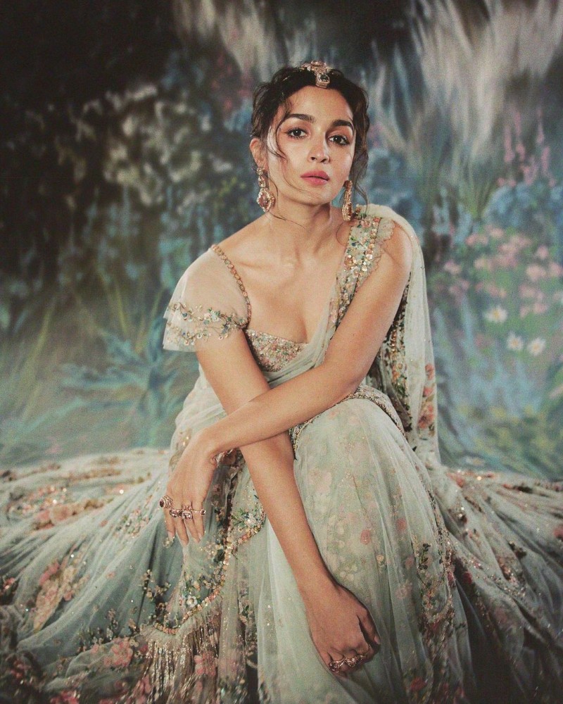 alia bhatt sexy pics 19