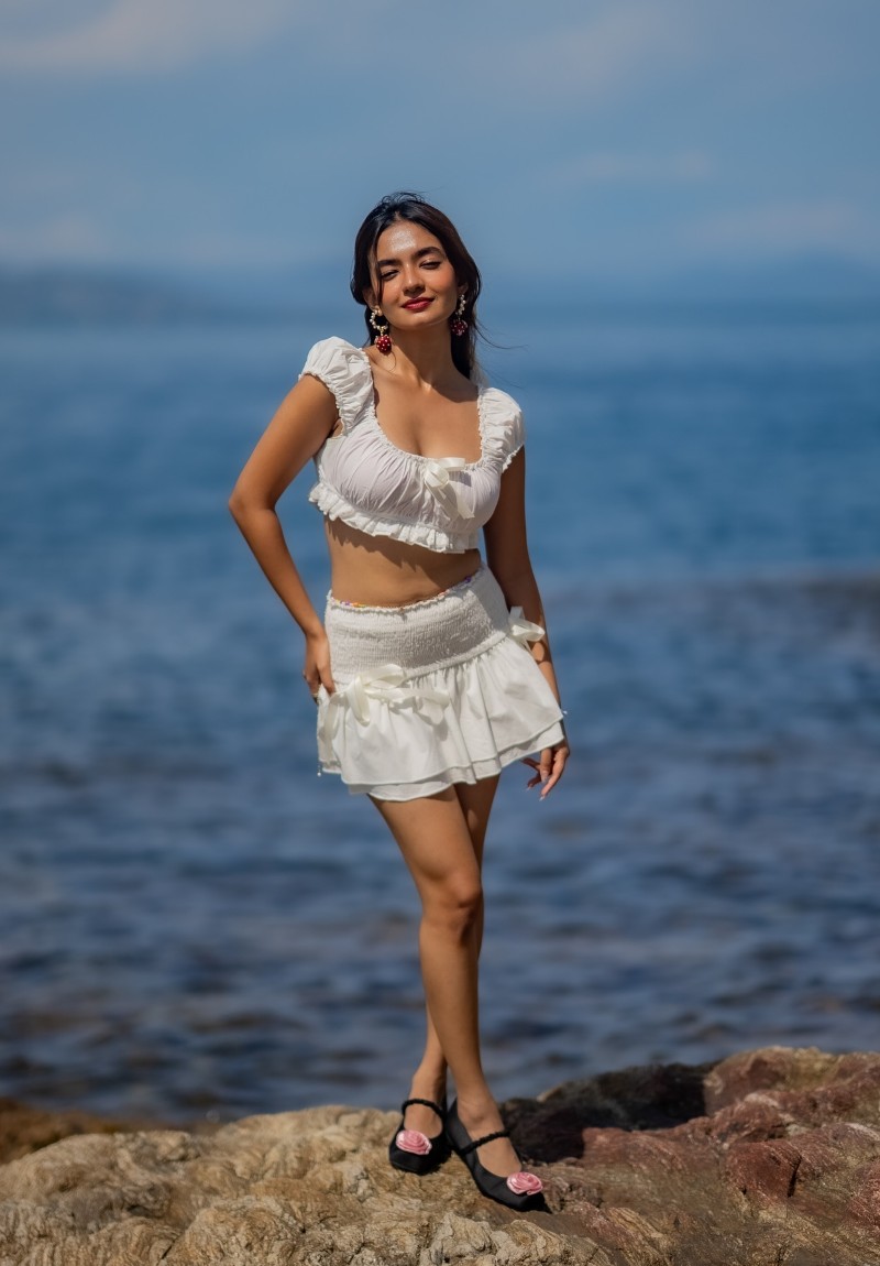 anushka sen sexy pic 37