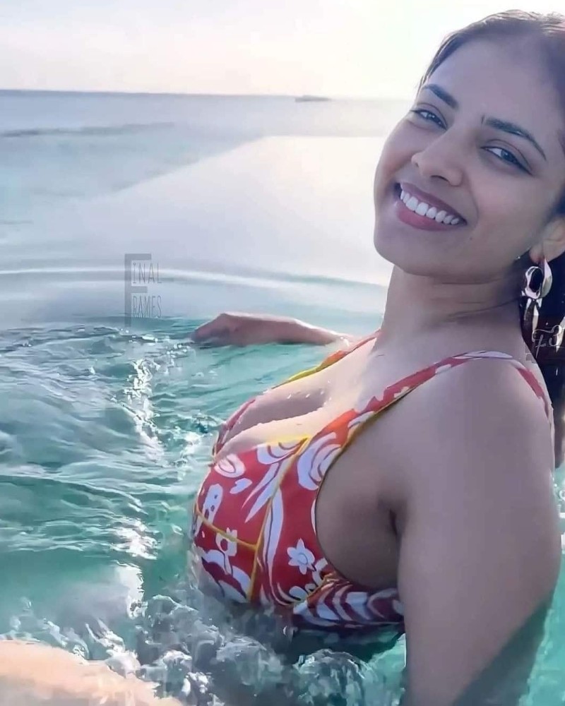 bollywood actress sexy pics 13