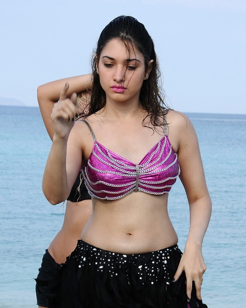 bollywood actress sexy pics 19