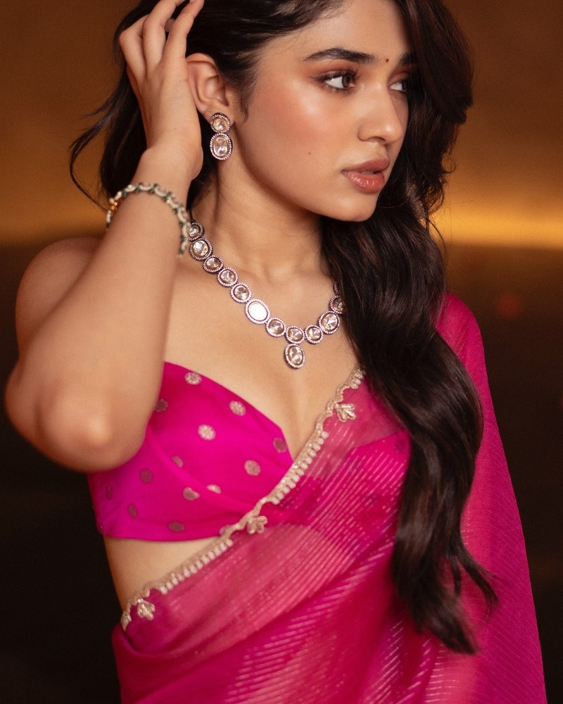 bollywood actress sexy pics 22