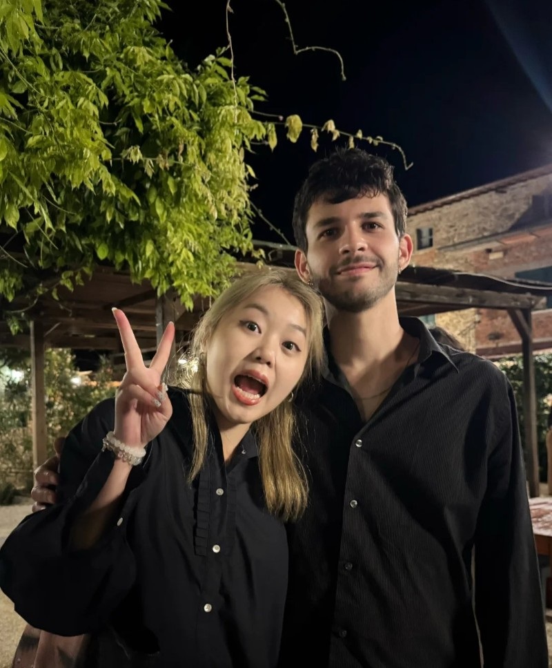 cute 2 best friends 27