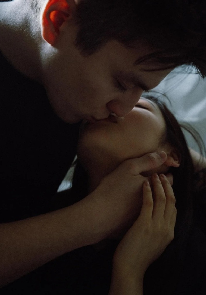 cute kiss 19
