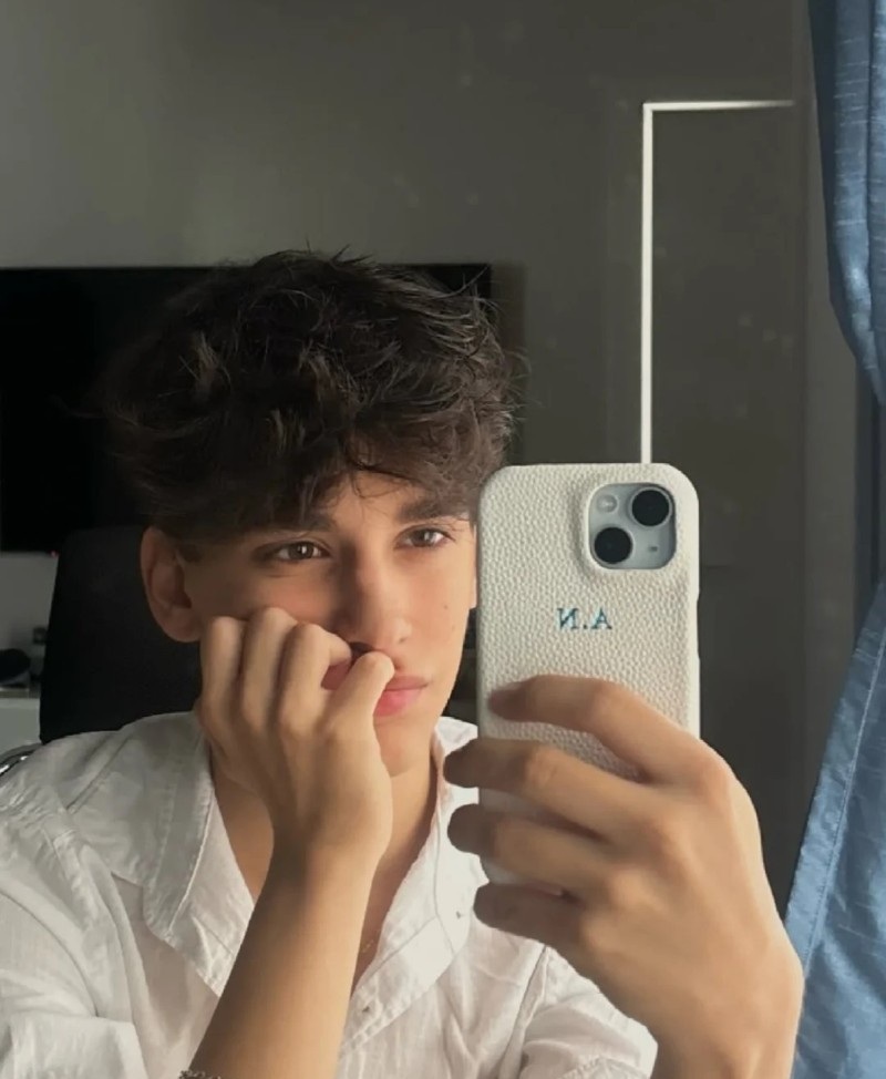handsome boy pic 18 years old 28