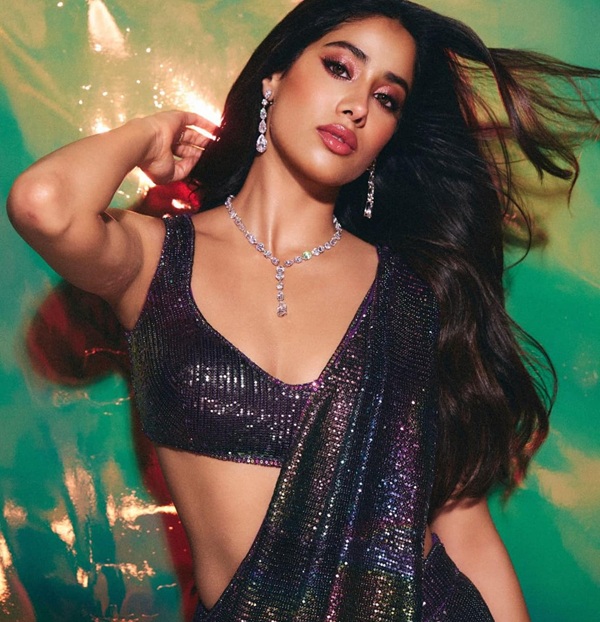 janhvi kapoor sexy pic 27
