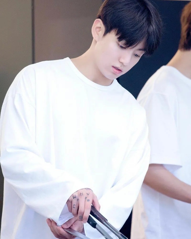 jungkook cute photos 17