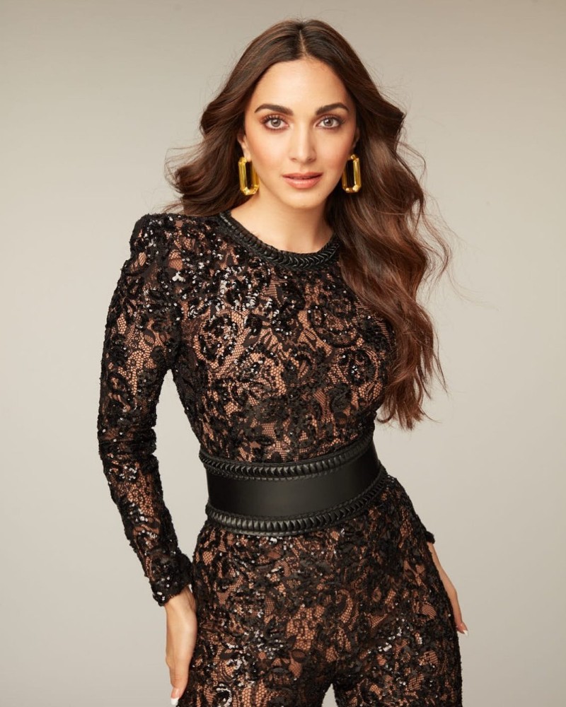kiara advani sexy pics 19