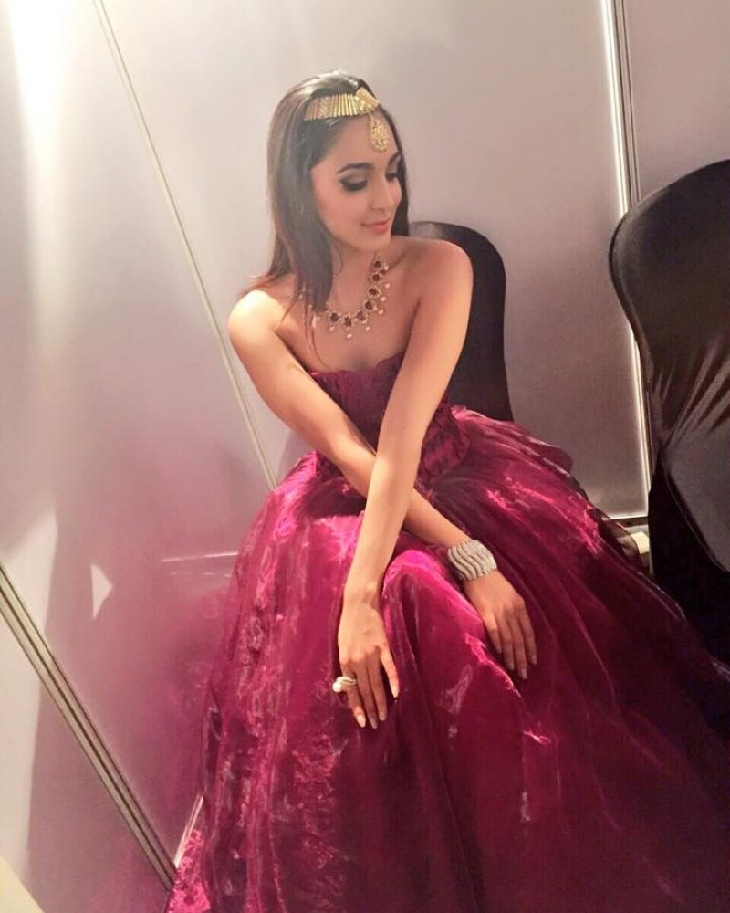 kiara advani sexy pics 26