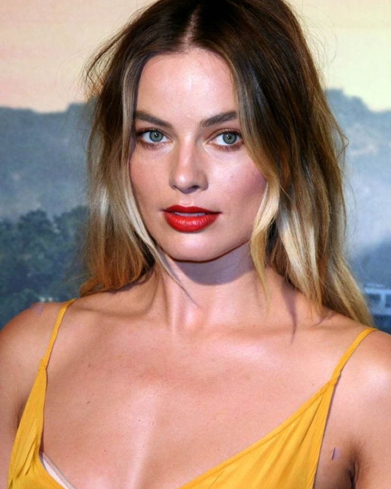 margot robbie sexy pics 31