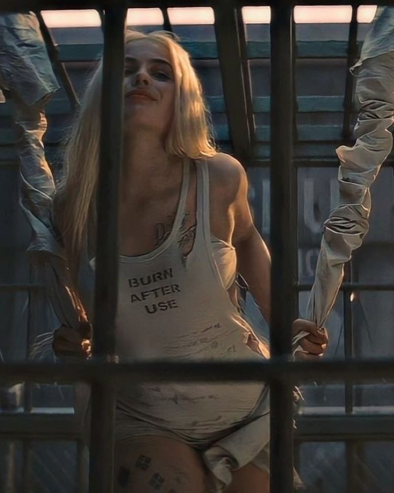 margot robbie sexy pics 35