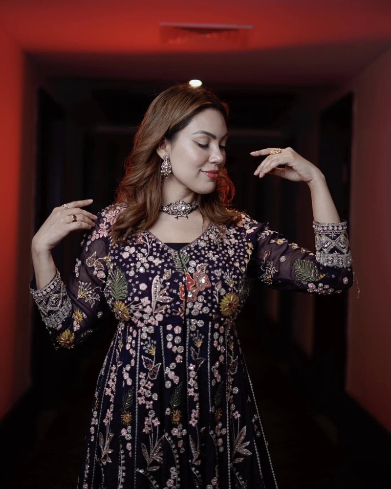 munmun dutta hot sexy pics