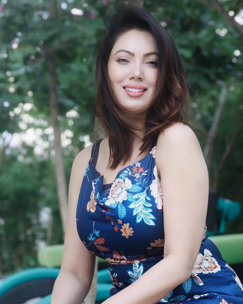 munmun dutta sexy pics 8