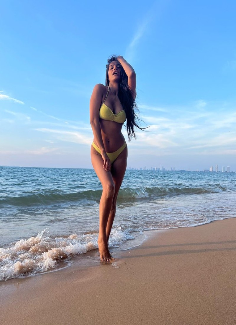 poonam pandey sexy pics 11
