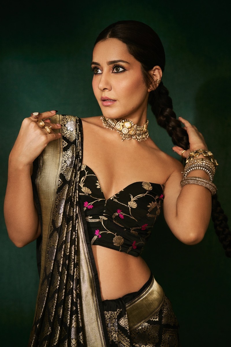 rashi khanna sexy pics 13
