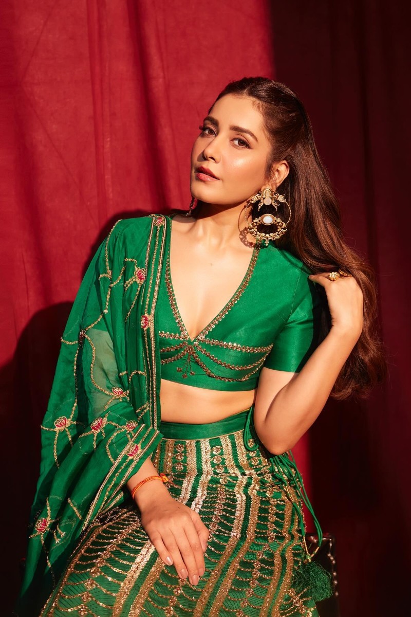 rashi khanna sexy pics 4